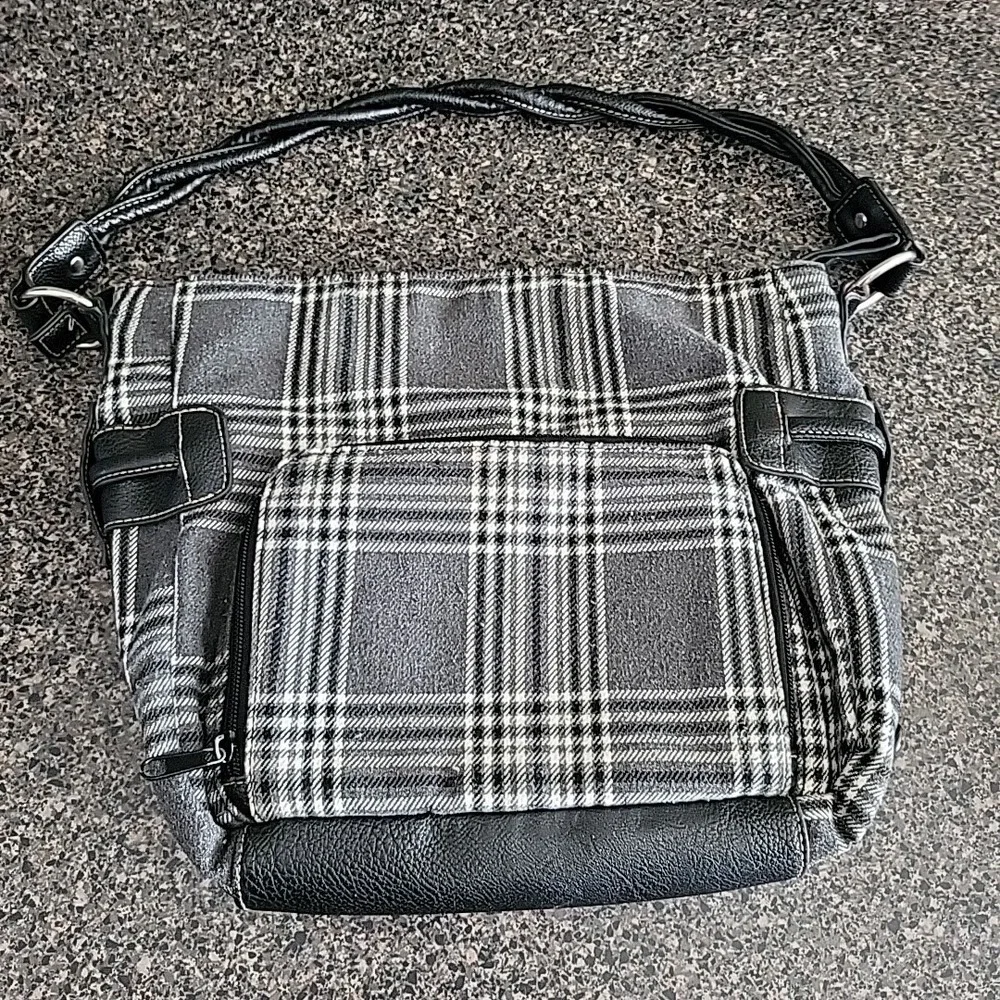 ROSETTI gray PLAID Fabric LARGE Hobo Shoulder bag Black Trim &‎ TASSELS silver
